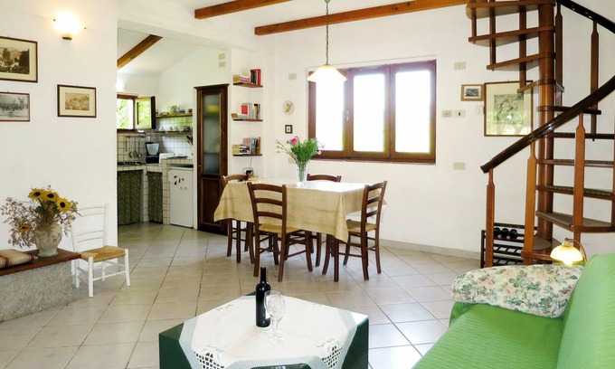 Montieri House | Cozy Villa for 4 with Terrace, TV & Pet-Friendly Perks