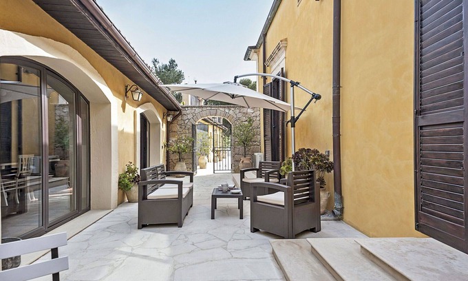 San Corrado di Fuori Villa | Spacious Villa for 8 with Private Pool and Ocean View