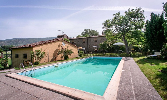Sodo Villa | Stunning private villa for 18 guests with WIFI, A/C, private pool and TV