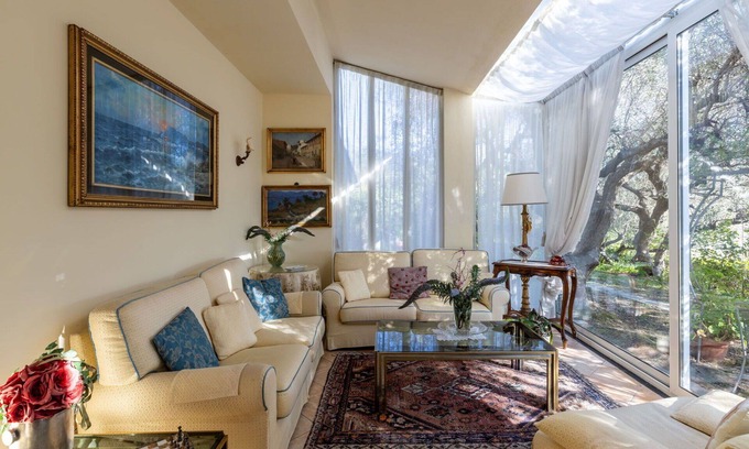 Artallo Villa | Stunning private villa for 4 guests with WIFI, A/C, TV, patio, panoramic view and parking