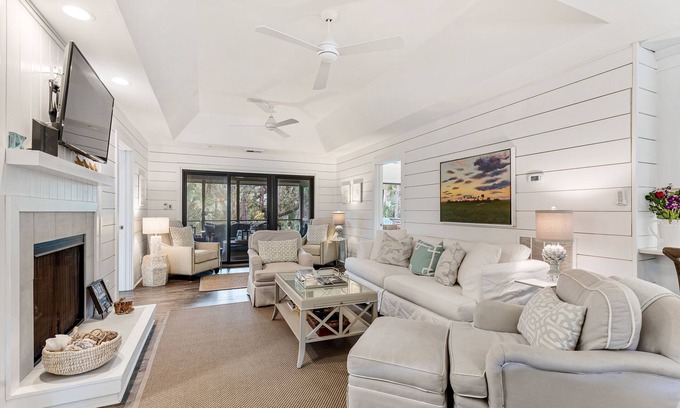 Kiawah Island Cottage | Prime Oceanfront Cottage with Excellent Guest Rating 9.8