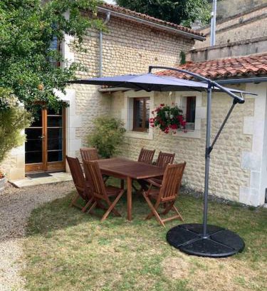 Brie-sous-Barbezieux House | Idyllic Rural Escape with Pool in Southwest France