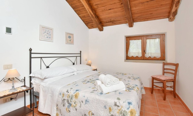 Castellabate Apartment | Seaside Country House: 10/10 Rated, Pet Friendly & Pool