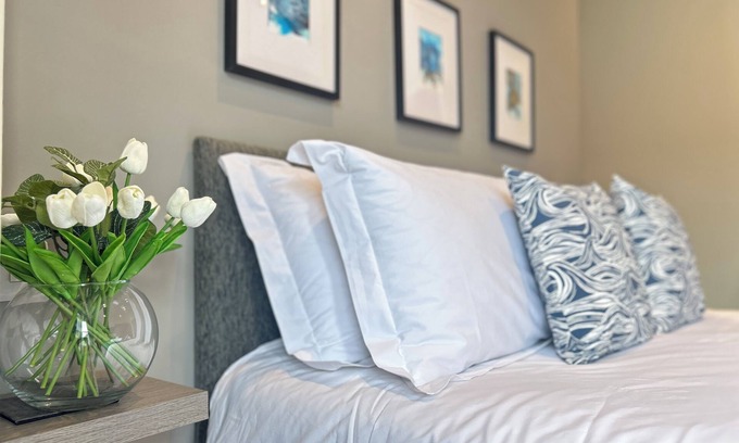 Scarborough House | Modern Retreat Near Beach with Ocean View & Spa Amenities