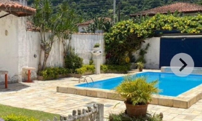 Praia de Barequecaba House | Relaxing SS House with 2 Pools Just Steps from the Beach
