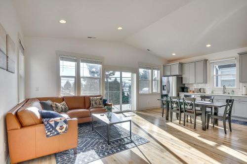 Stevenson House | Exceptional Stevenson Retreat with Scenic Mountain Views