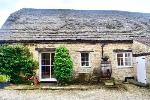 Claverton House | Cozy Stone Cottage Near Bath for Your Perfect Getaway