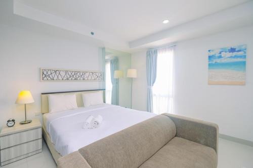 Cikarang Apartment | Discover Azalea Suites: Child-Friendly Retreat with Pool