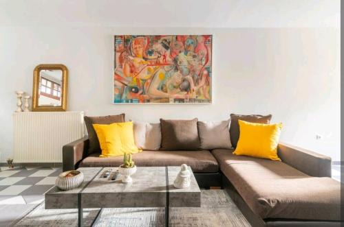 Petralona Apartment | Modern Studio Near Athens Center - Pet and Child Friendly
