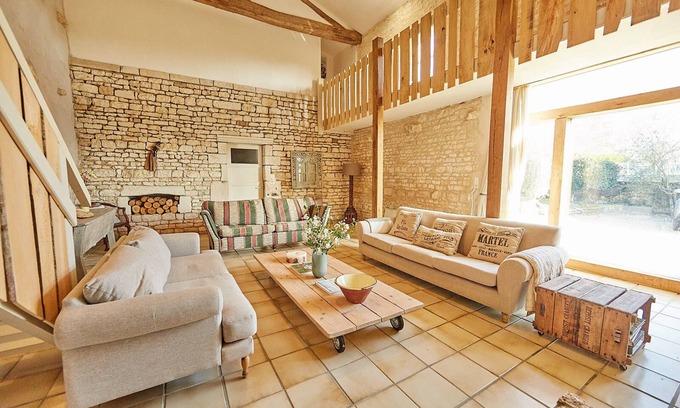 Pouille Other | Private 6-Bed Oasis with Heated Pool & Perfect Rating