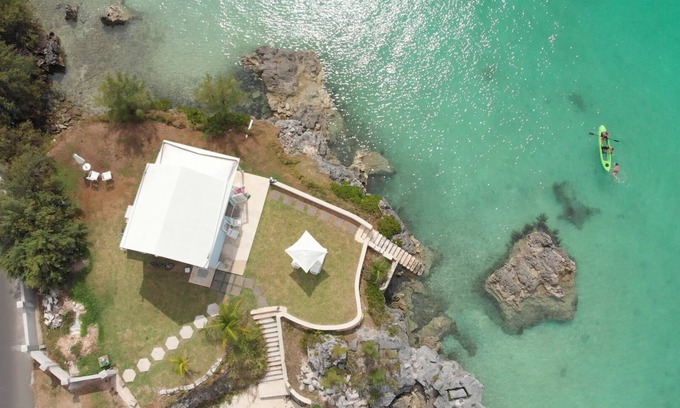 Somerset Village Cottage | Experience Coastal Bliss: Turtle Watching & Oceanfront Views