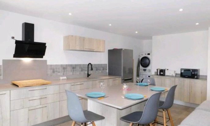 Plaine de la Brague Apartment | Pet-Friendly T4 Musardière: 4-Star Guest Rated Excellence