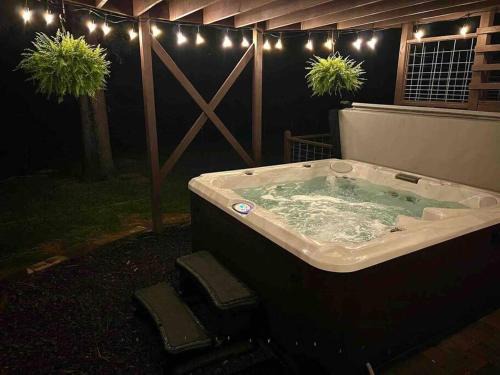 Columbia House | Inviting Retreat with Hot Tub, Pet & Child Friendly