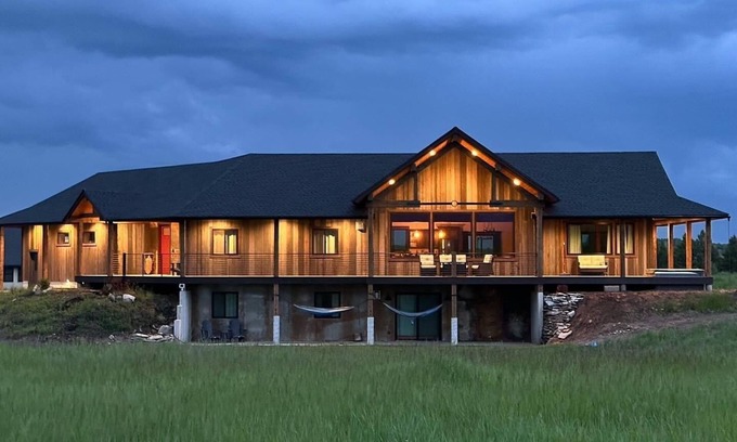 Tetonia Cabin | Unforgettable Views at Tetonia Base Camp with Hot Tub & Spa