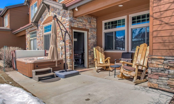 Silverthorne House | Scenic 4BR Retreat Near Ski Resorts and Blue River Trails