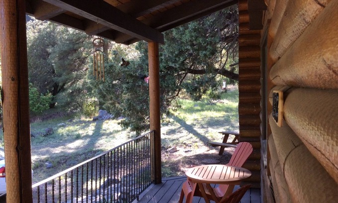 Sedona Cabin | Beautiful Sedona Log Cabin with Scenic Views & Great Amenities