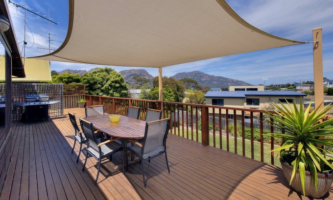 Coles Bay House | Stunning views of the Hazards. Fireplace. Free wifi. Outdoor dining. In town