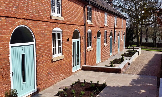 Breedon on the Hill House | Stunning villa for 4 people with WIFI, TV and pets allowed