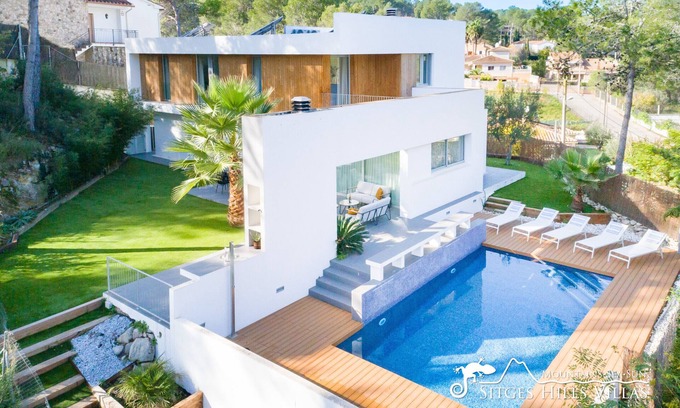Olivella Villa | Top-Rated Villa Angeles with Private Pool Near Sitges