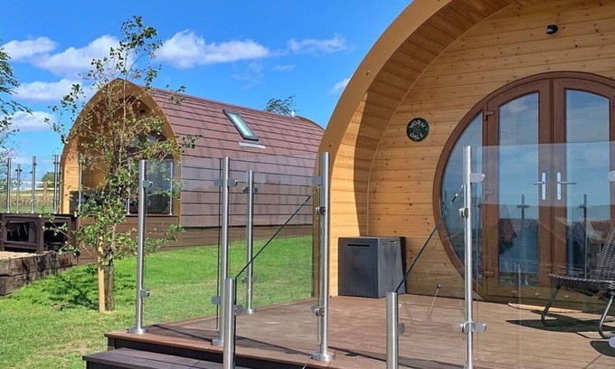Low Catton House | Stunning villa for 5 guests with WIFI, terrace and parking