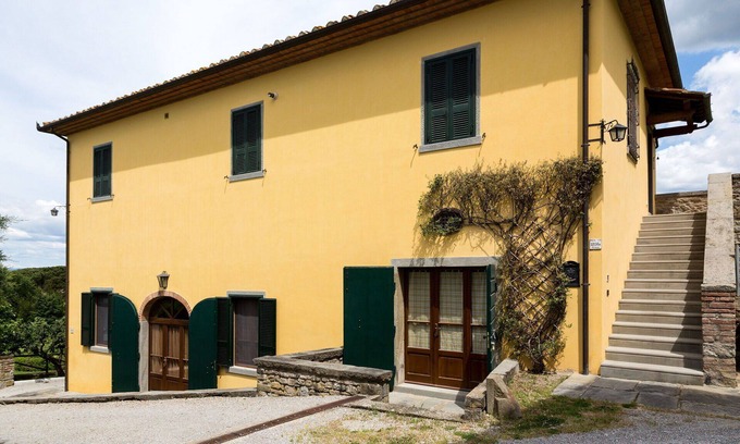 Sodo Villa | Relaxing Villa Apartment for 6 with WIFI and Panoramic Views