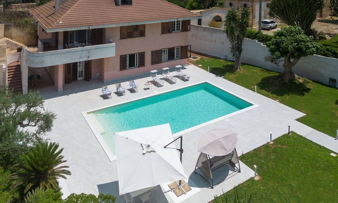 Marsala House | Spacious Villa with Private Pool, Hot Tub & Ocean View