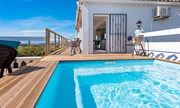 El Faro Villa | Stunning Villa w/pool by Costarentals - Ref 05