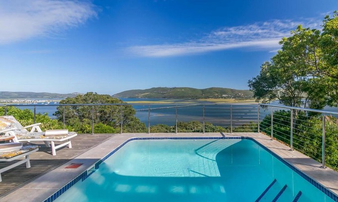 Paradise Apartment | Inviting Villa with Pool & Ocean Views in Knysna
