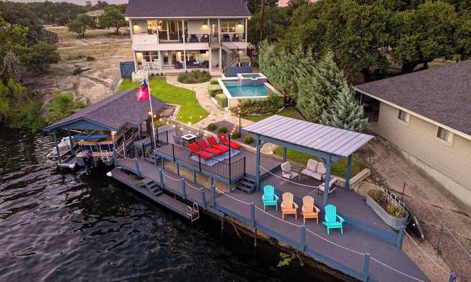 Granite Shoals House | Stunning Waterfront Getaway: Open Water & Canal, Pool & Hot Tub