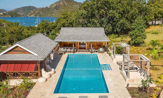 English Harbour Villa | Idyllic Zandoli: Ocean Views, Heated Pool & 9.8/10 Rating