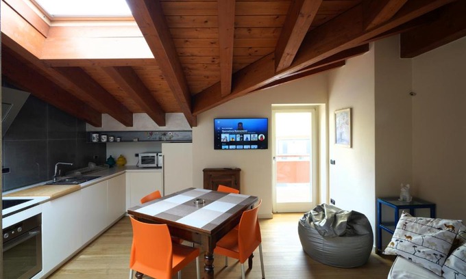 Chiusure Apartment | Elegant Penthouse with Wheelchair Access & Family-Friendly Comfort