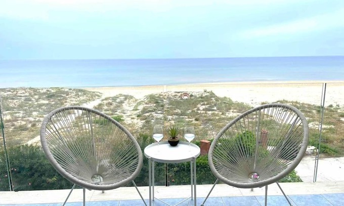 Alcamo Marina Apartment | Beachfront Bliss: Stunning Ocean View Apartment for Families