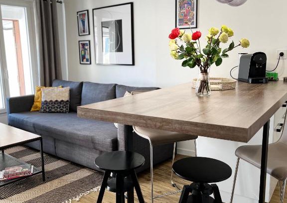 Foix Apartment | Stylish Ambiance with Family-Friendly Amenities