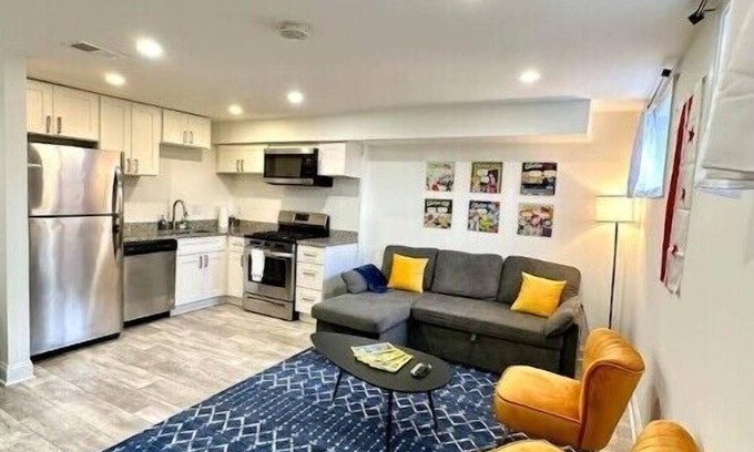 Brookland Apartment | Stylish 1 Bed Near Metro with Free Parking & Family Amenities