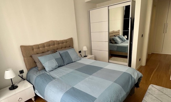 Bagcilar Apartment | Modern 1 BR Apartment with Free Wi-Fi and Child-Friendly Amenities