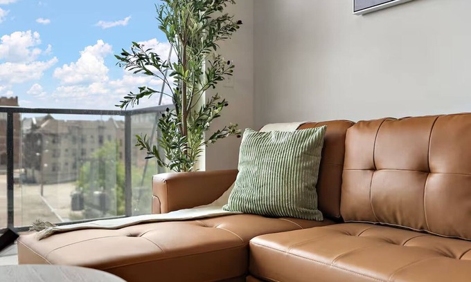 Downtown Minneapolis Condo | Stylish 1B in DT Minneapolis, Minutes to Minneapolis Convention Center & US Bank