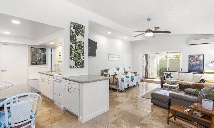Coconut Grove Apartment | Cozy 1BR Apartment Steps from the Beach with Ocean View