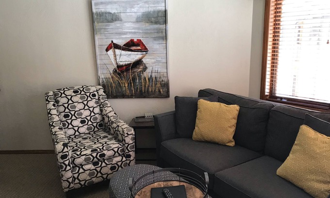 Egg Harbor Condo | Modern 2-Bedroom Retreat with Pool and Ocean Views