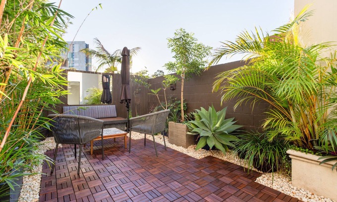 Redfern Apartment | Stylish 2-Bedroom Retreat with Garden Patio & Balcony