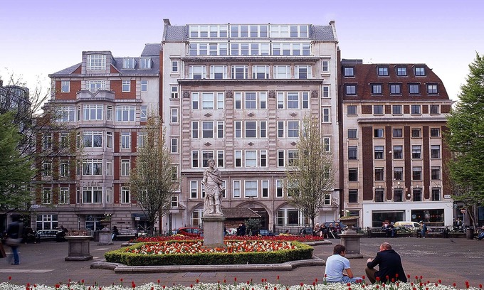 London City Centre Apartment | SOHO SERENITY: Refurbished 2-Bedroom Flat with Amenities