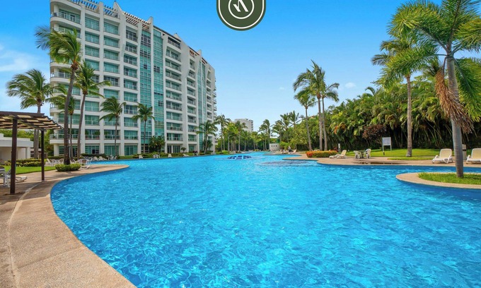 Nuevo Vallarta Apartment | Stylish 2 BR Condo - Pools - Golf - Membership