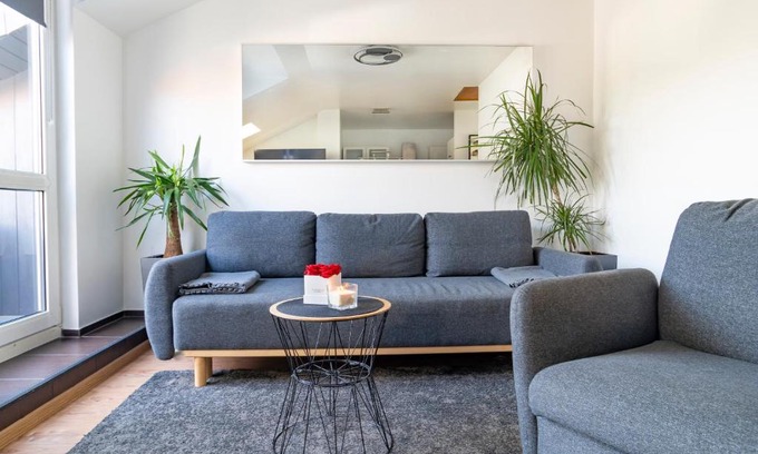 Muhlenberg Apartment | Pet-Friendly 2 Room Maisonette in Hannover - Contactless Check-In