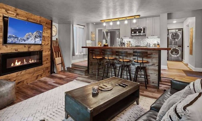 Peak 8 Condo | Modern 2BD Retreat, Steps from Ski Lift & Downtown Fun