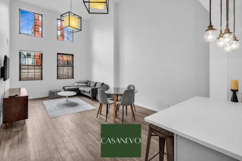 Gowanus Apartment | Modern 2BR Loft in Carroll Gardens - Pet and Child Friendly