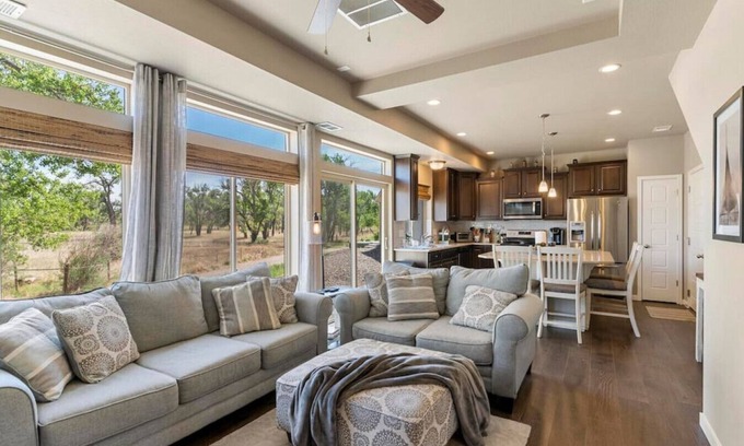Fountain House | Stylish 3 Bedroom Home with Rooftop Deck & Great Amenities