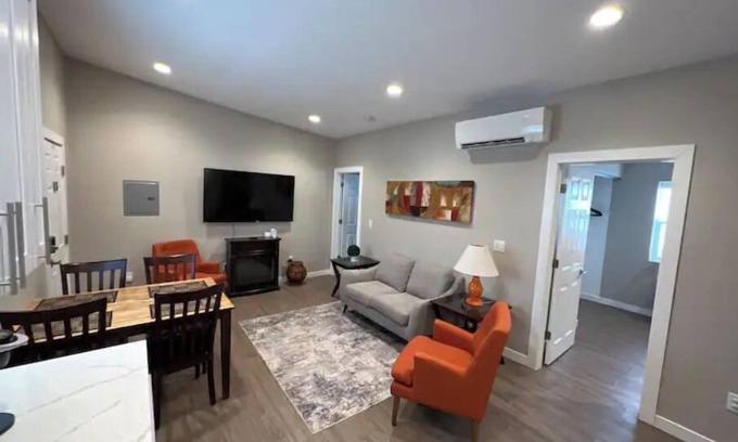 Brighton Apartment | Cozy 2-Bed Retreat with Breakfast & Pet-Friendly Perks