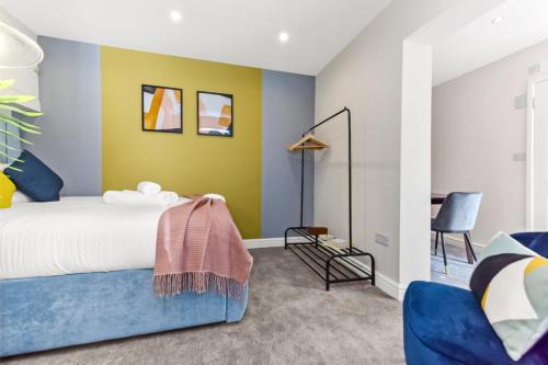 Chase Apartment | Cozy Studio Retreat, Perfect for Families - Guest Rated 9.5