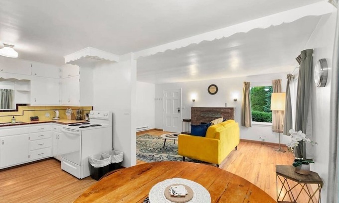 Monroe House | Trendy Downtown Monroe Stay with Spa and Pet-Friendly Perks