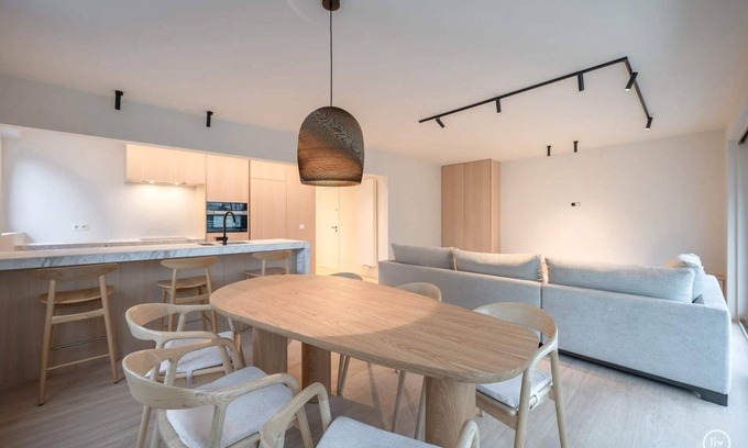 Knokke Apartment | Stylish apartment in Knokke - Balcony, city view &