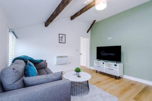Otley Apartment | Stylish Apartment, Fully Equipped, Long Term Disc
